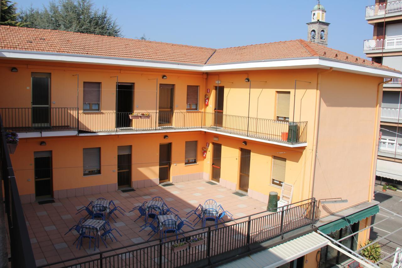 Albergo Roma Gattico Extérieur photo