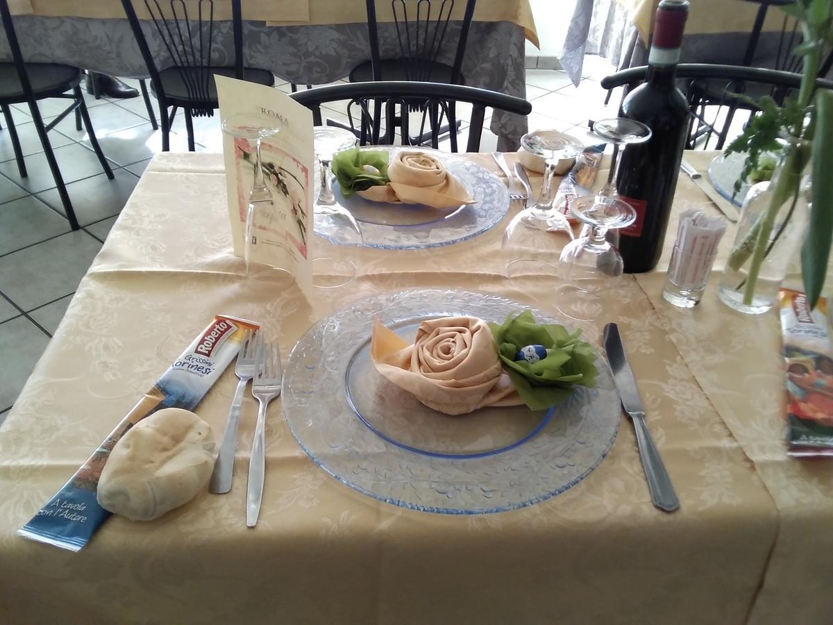Albergo Roma Gattico Extérieur photo